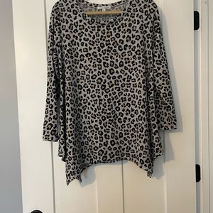 Green Envelope Los Angeles, Grey with Leopard print long sleeve Sweater